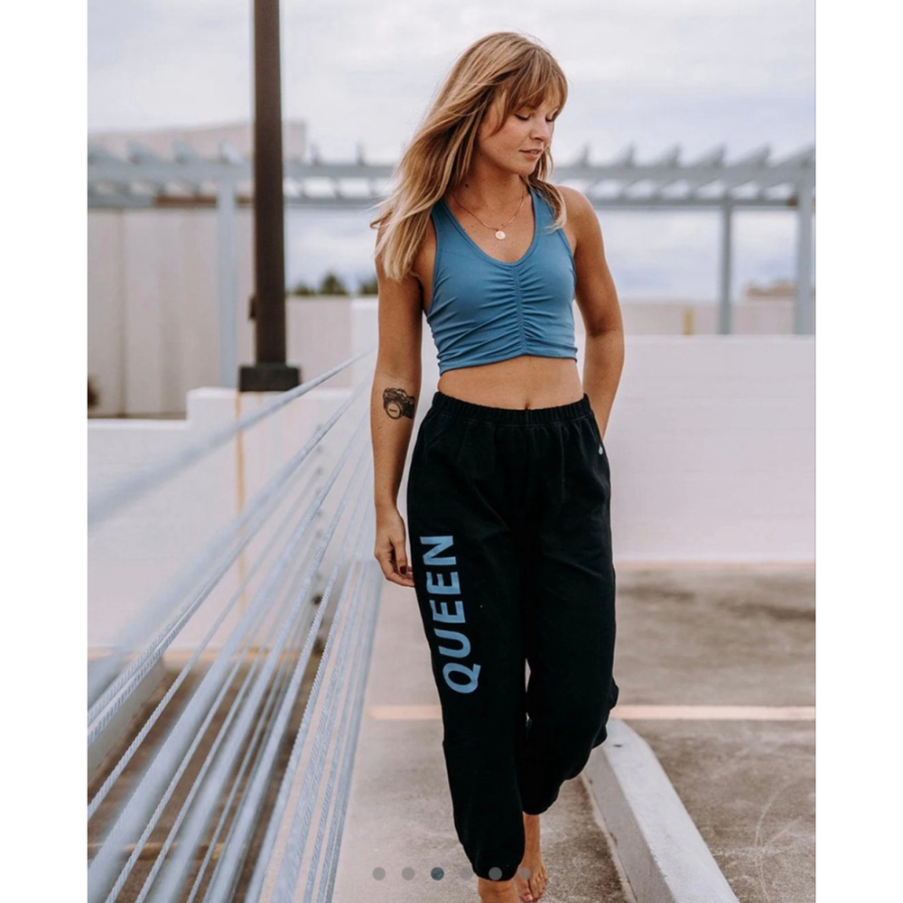 👑 Werk “Queen” Sweatpants – Youth Medium – Black – NWT